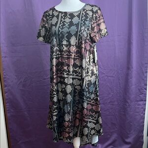 Elegant Black and Pink Patterned Dress